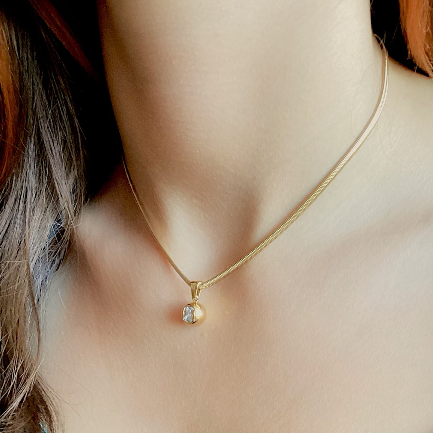 18K White Topaz Gemstone Necklace