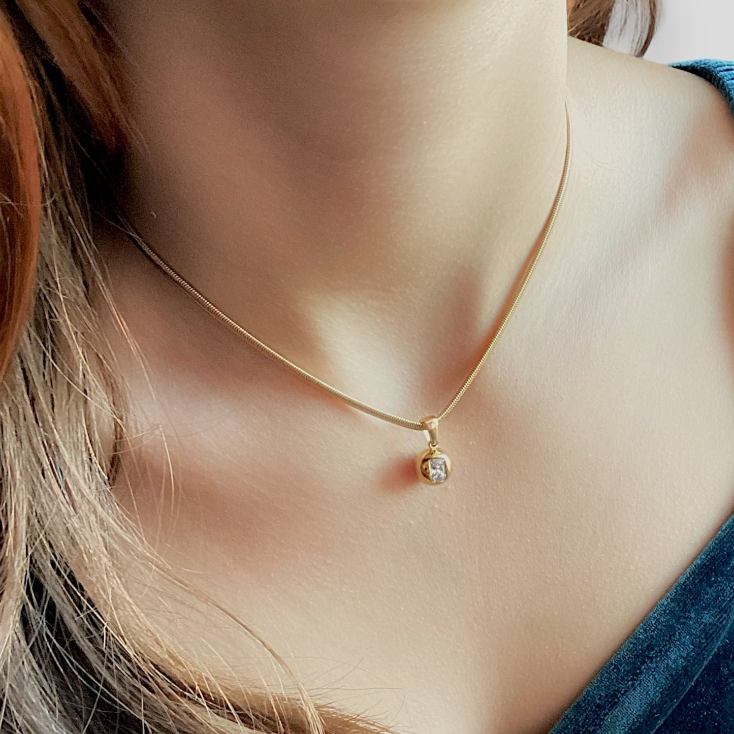 18K White Topaz Gemstone Necklace