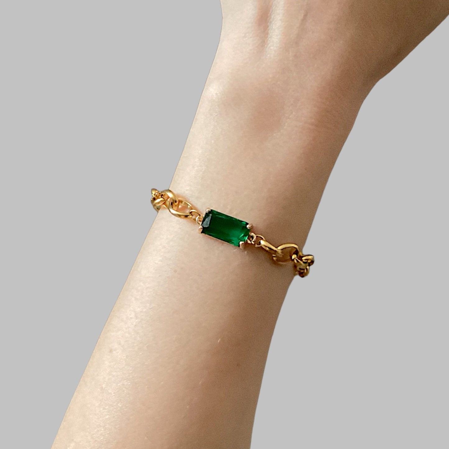Emerald Gold Link Bracelet