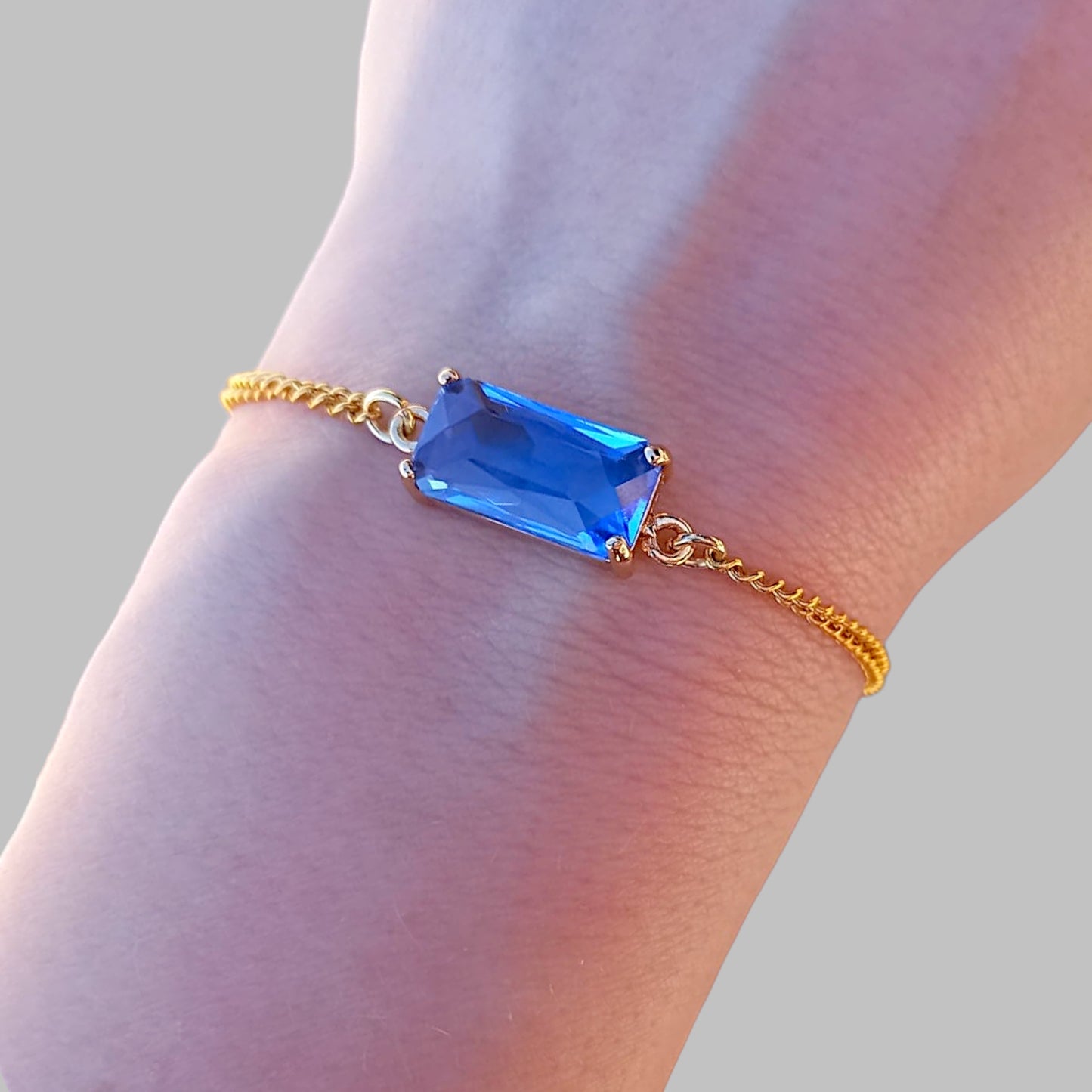 Sapphire Gold Curb Bracelet